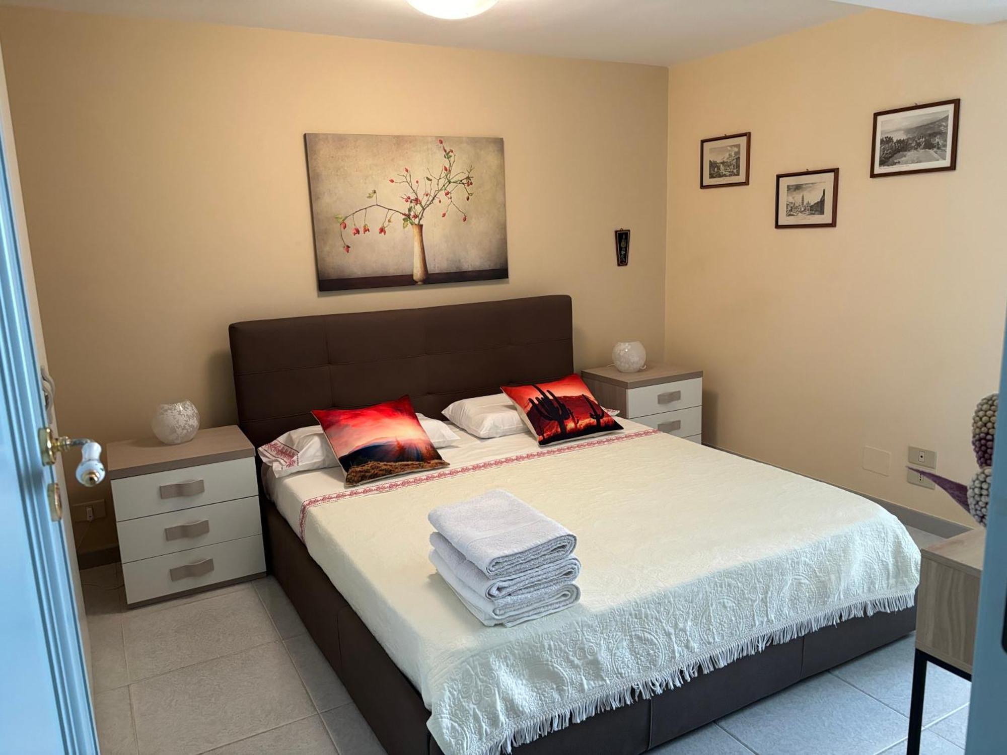 Apartamento La Mansarda Giardini-Naxos Exterior foto